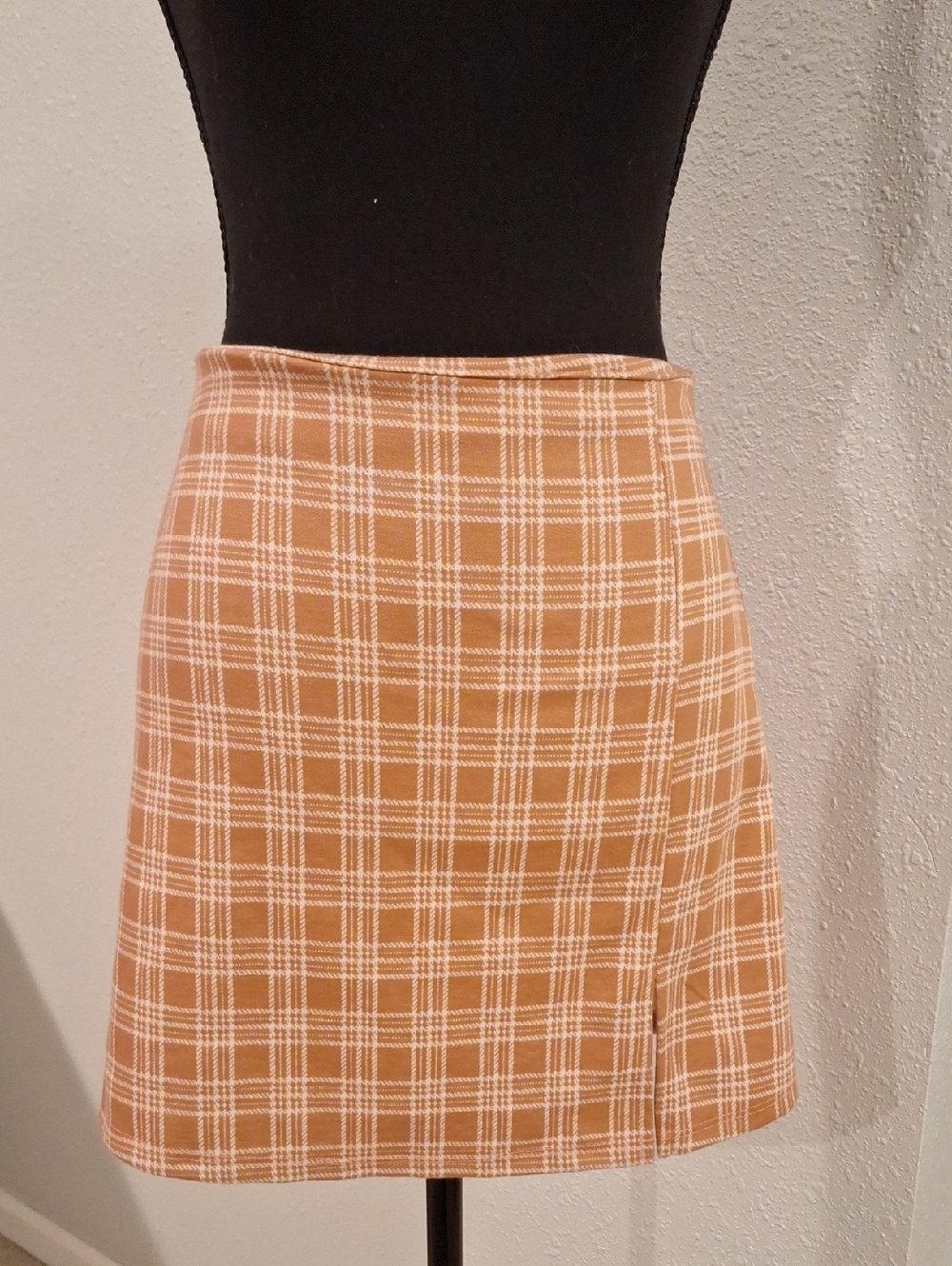 High-Rise Plaid Mini Skirt in Rose  and White
